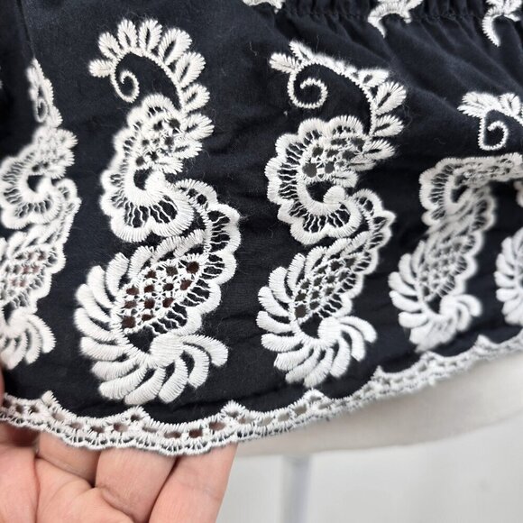 Vintage Y2K 90s Guess Black White Embroidered Smocked Halter Top - Picture 4 of 8